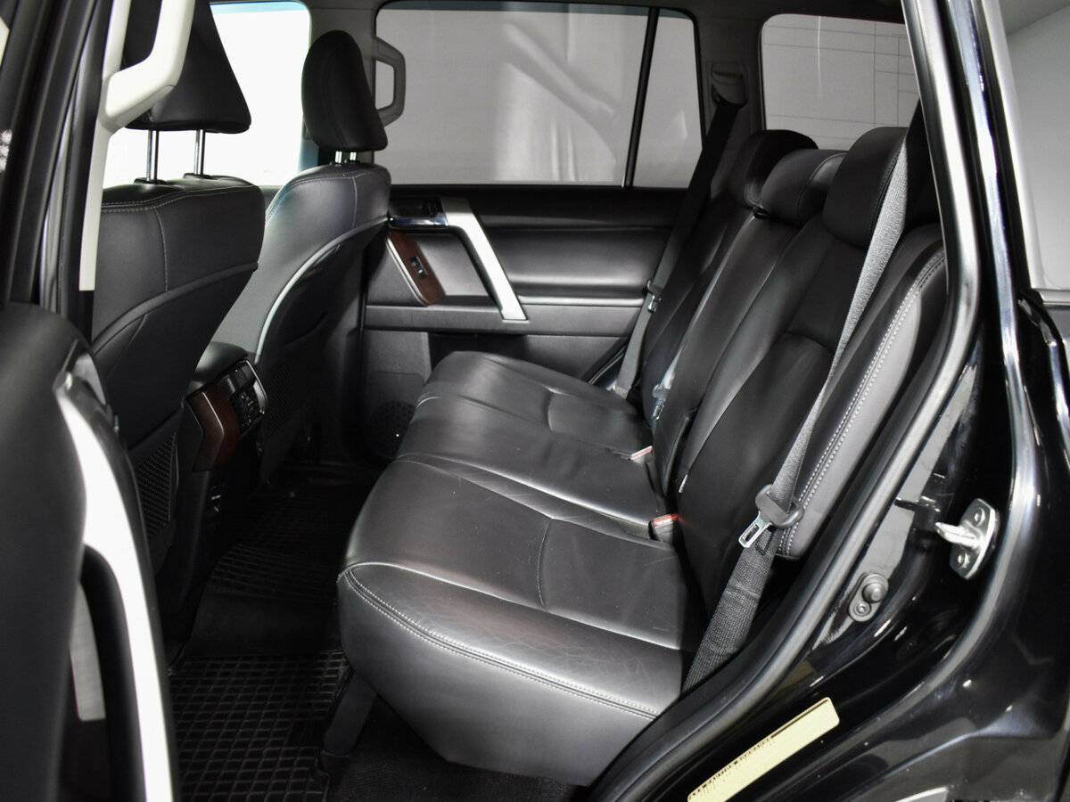 Купить Toyota Land Cruiser Prado 150 Series Рестайлинг 1, 2015, 188 243 км, фото №9