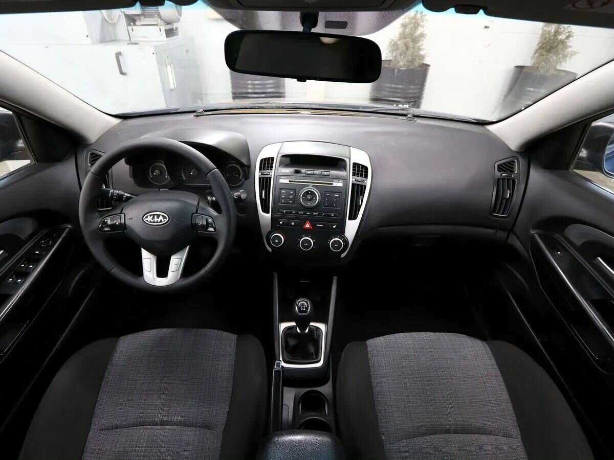 Купить Kia Ceed, 2010, 210 910 км, фото №15