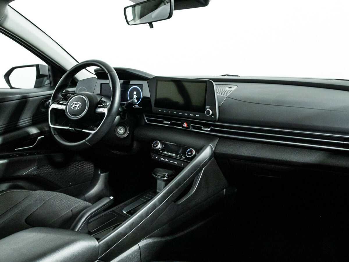 Купить Hyundai Elantra, 2023, 63 825 км, фото №9