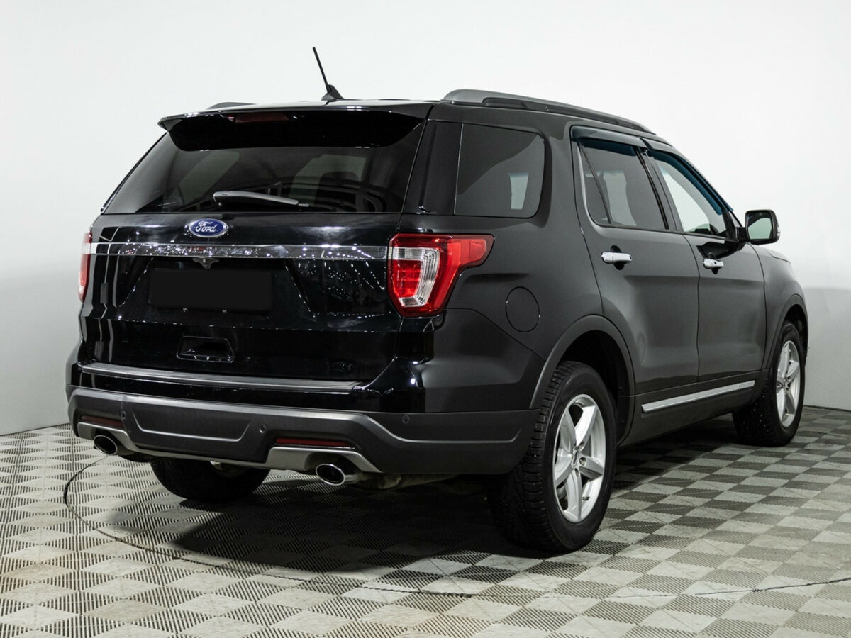 Купить Ford Explorer V Рестайлинг 2, 2018, 146 961 км, фото №4