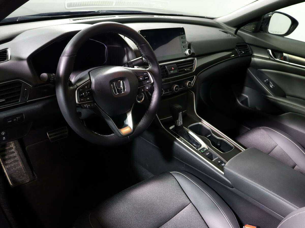 Купить Honda Accord, 2022, 5 777 км, фото №12