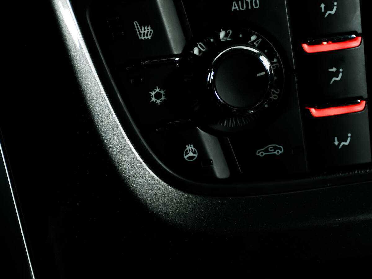Купить Opel Astra, 2013, 144 866 км, фото №15