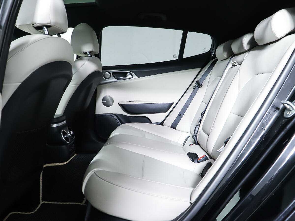 Купить Kia Stinger, 2018, 77 200 км, фото №10