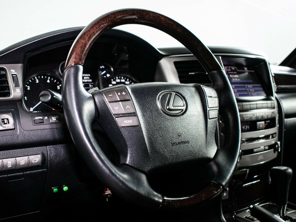 Купить Lexus LX 570 III Рестайлинг, 2012, 171 561 км, фото №15