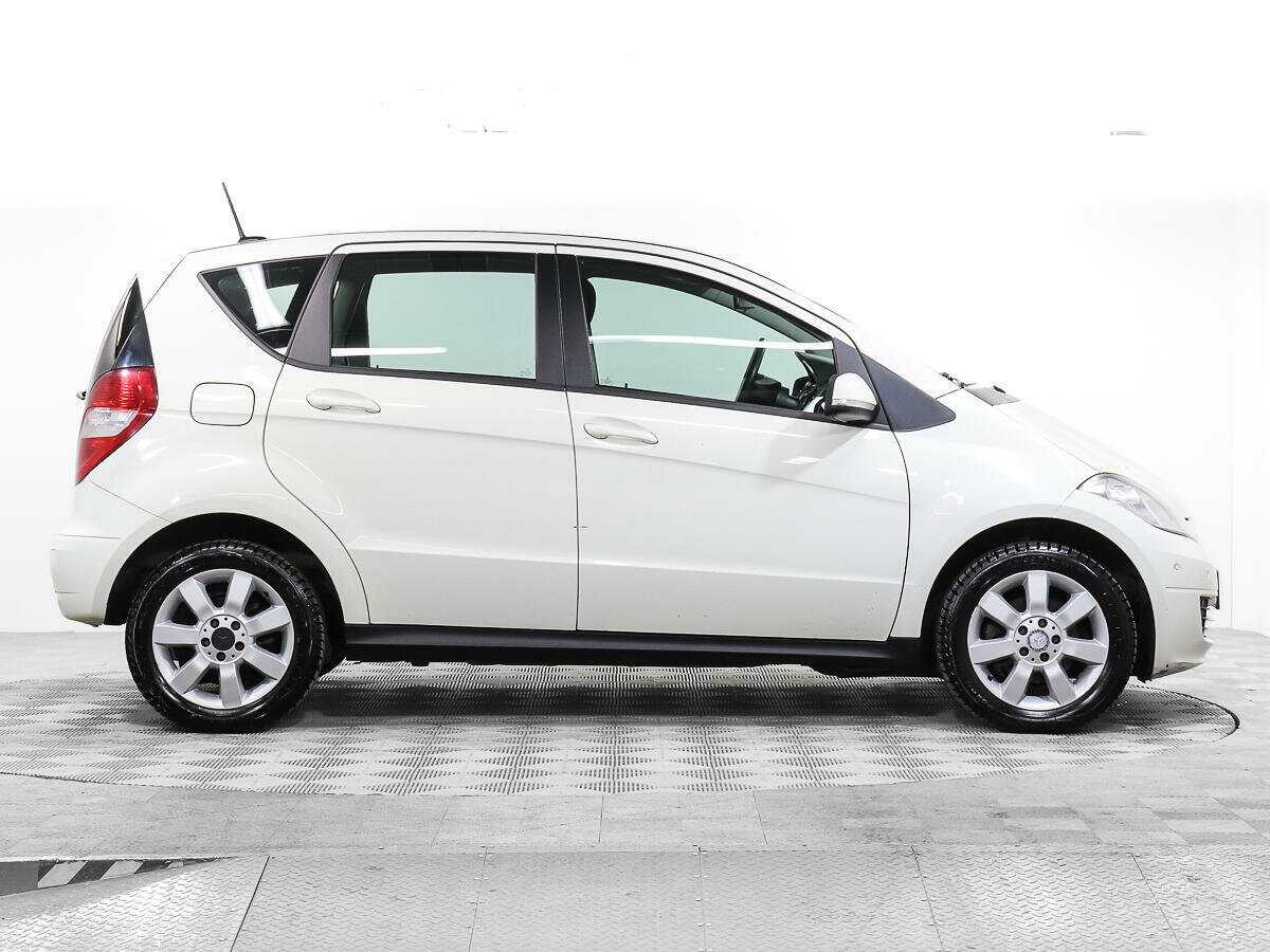 Купить Mercedes-Benz A-Класс 180, 2009, 114 132 км, фото №4