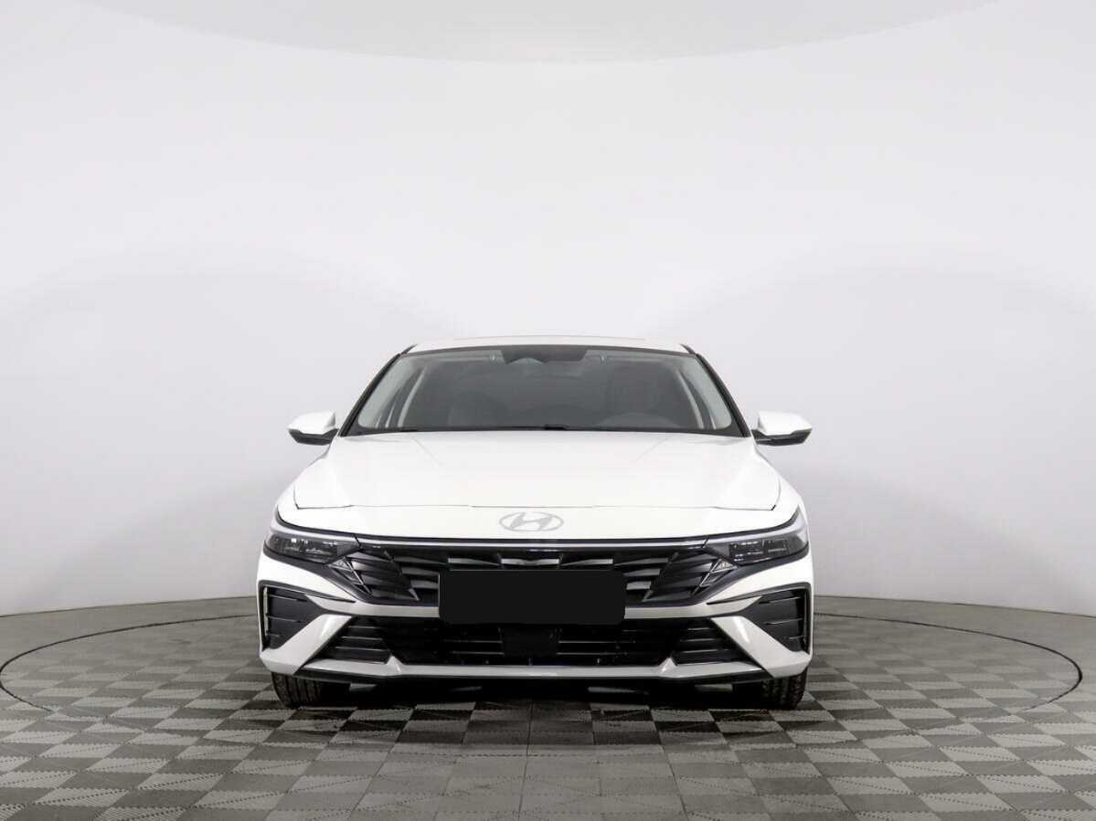 Купить Hyundai Elantra, 2024, 11 234 км, фото №2