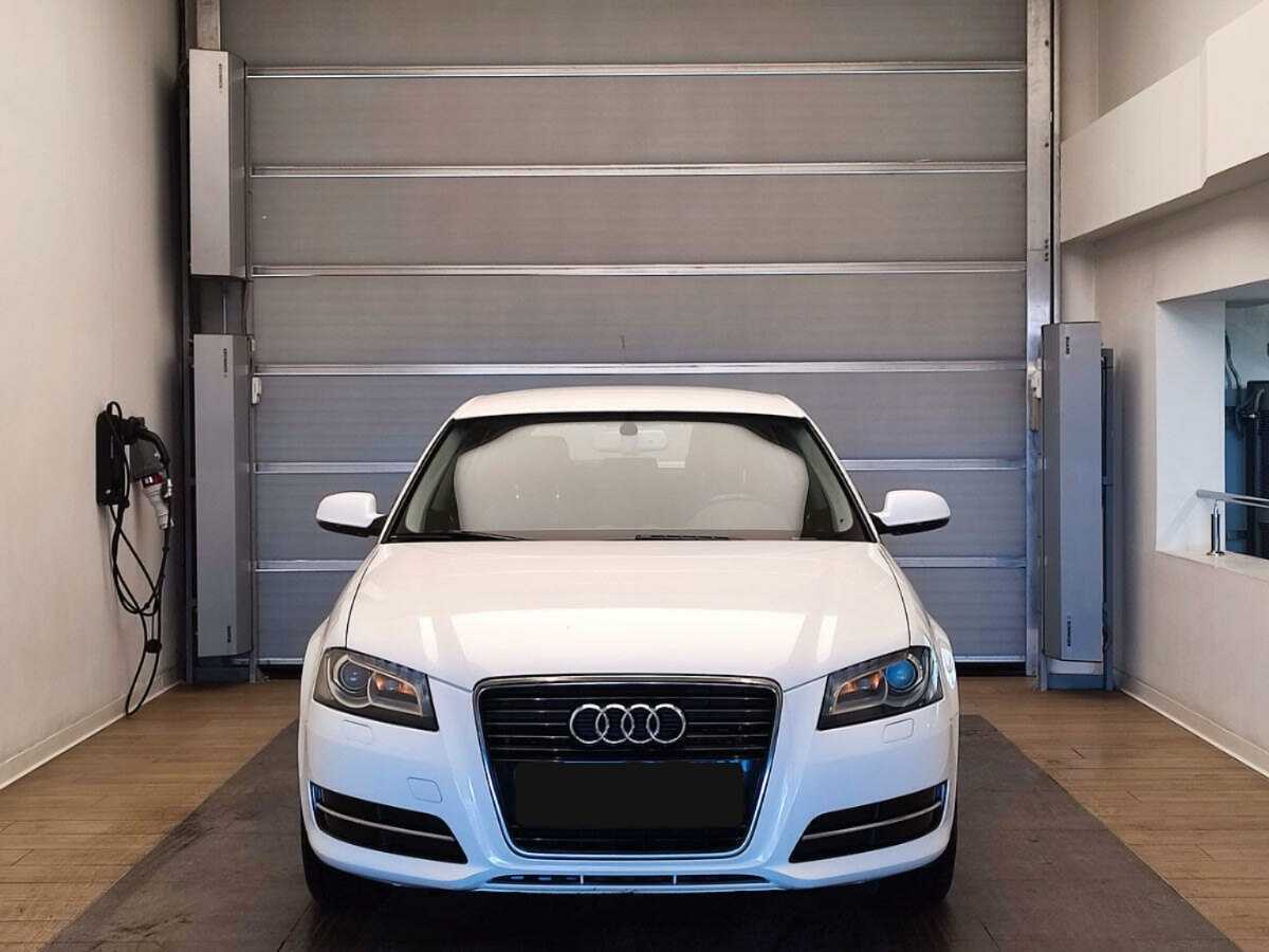 Купить Audi A3 Sportback, 2012, 136 987 км, фото №2