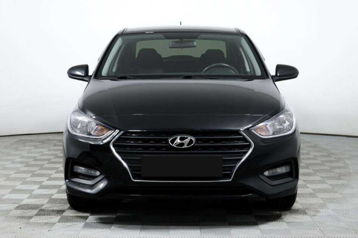 Купить Hyundai Solaris, 2019, 69 000 км, фото №2