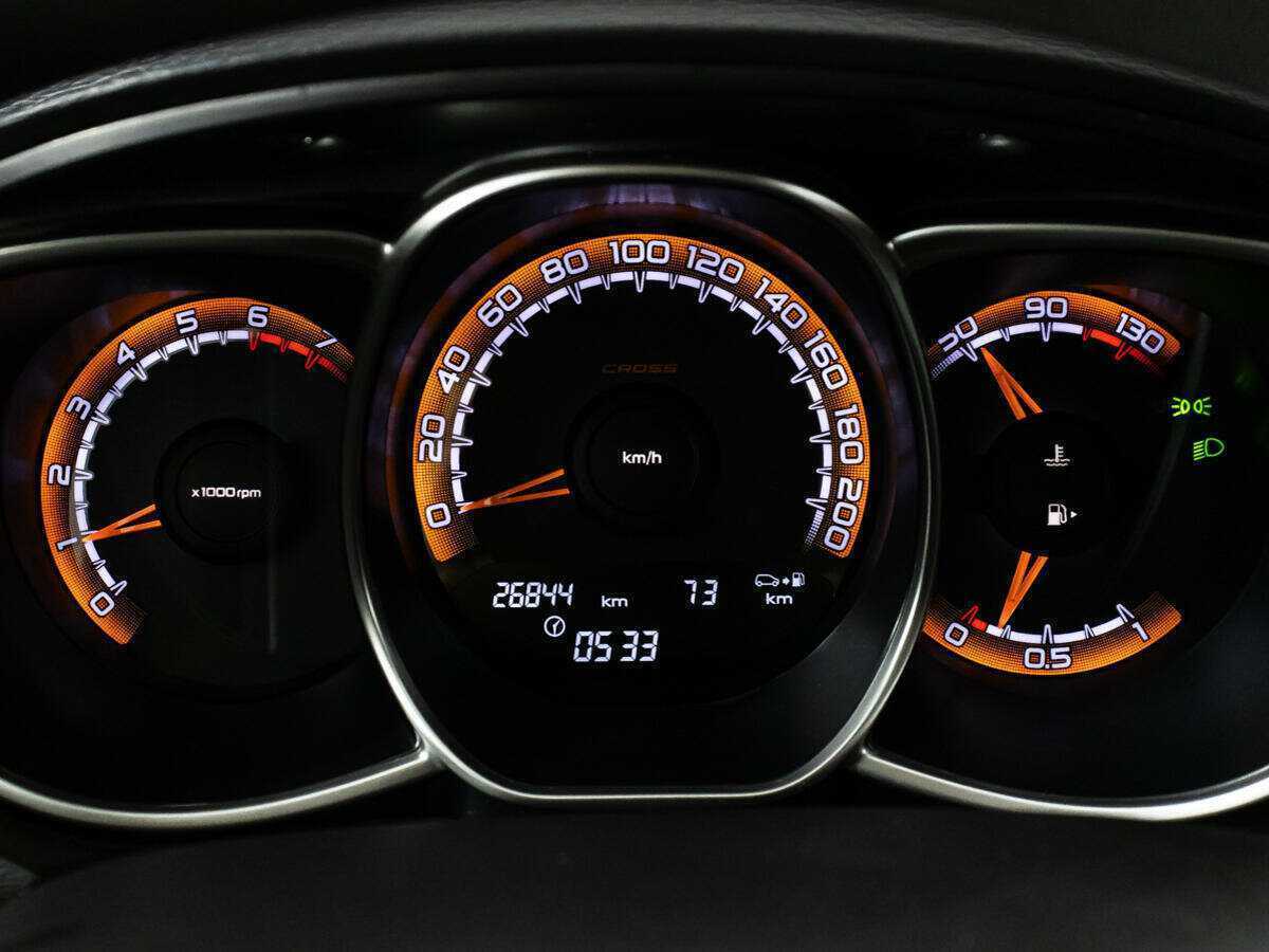 Купить Lada (ВАЗ) Vesta SW Cross, 2019, 26 843 км, фото №11