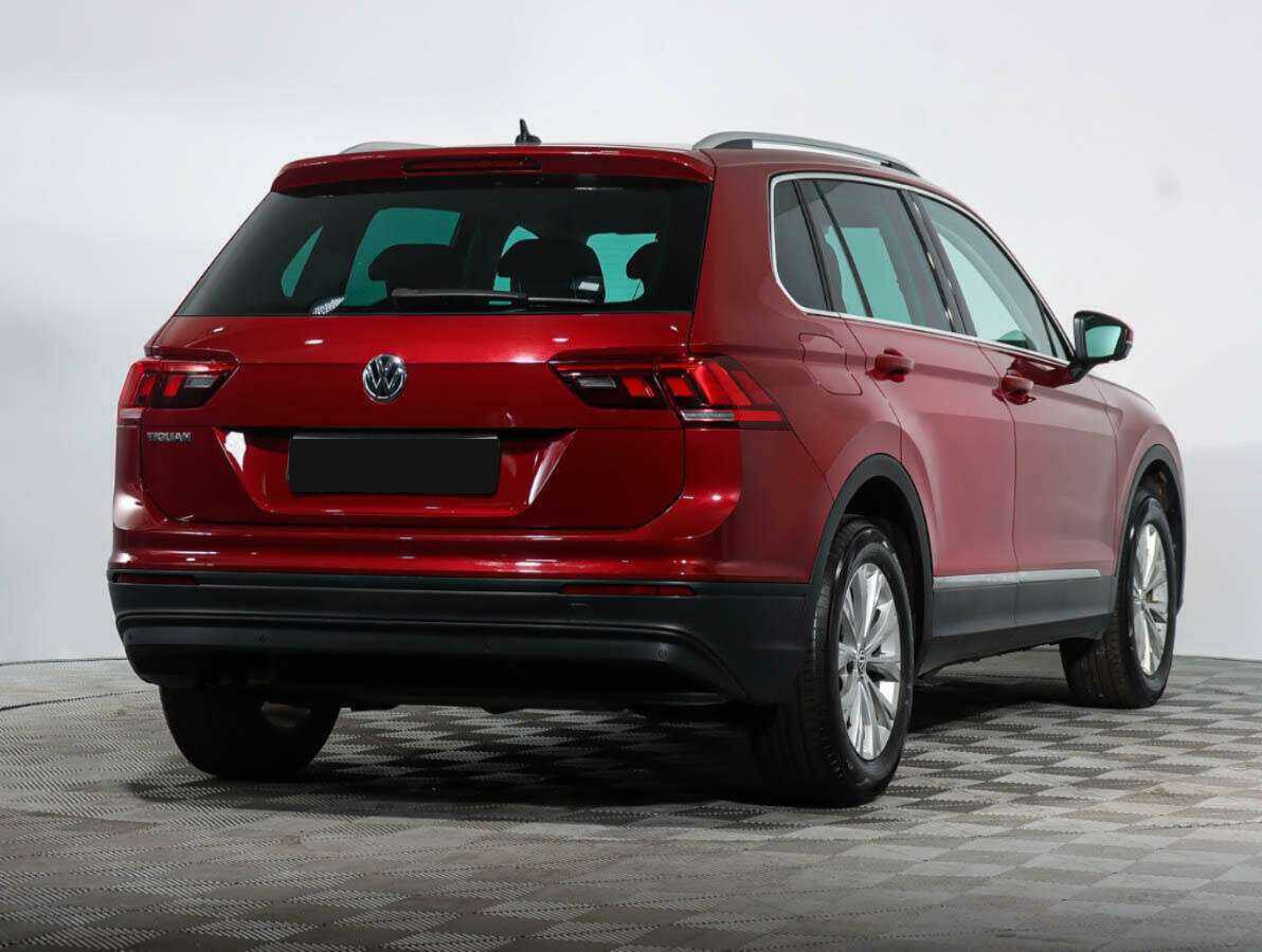 Купить Volkswagen Tiguan, 2019, 80 463 км, фото №2