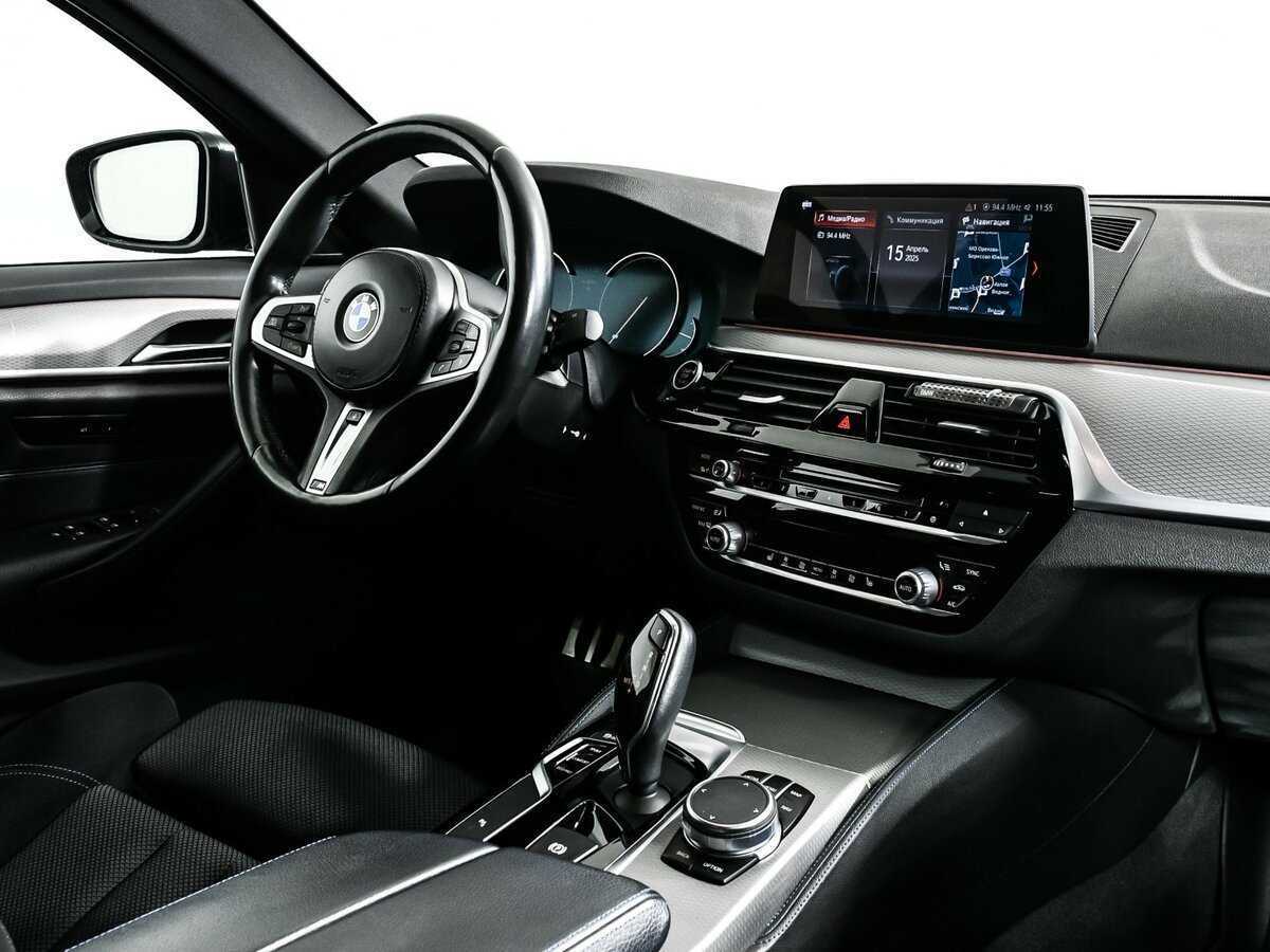 Купить BMW 5 серии 530i xDrive, 2017, 93 151 км, фото №9