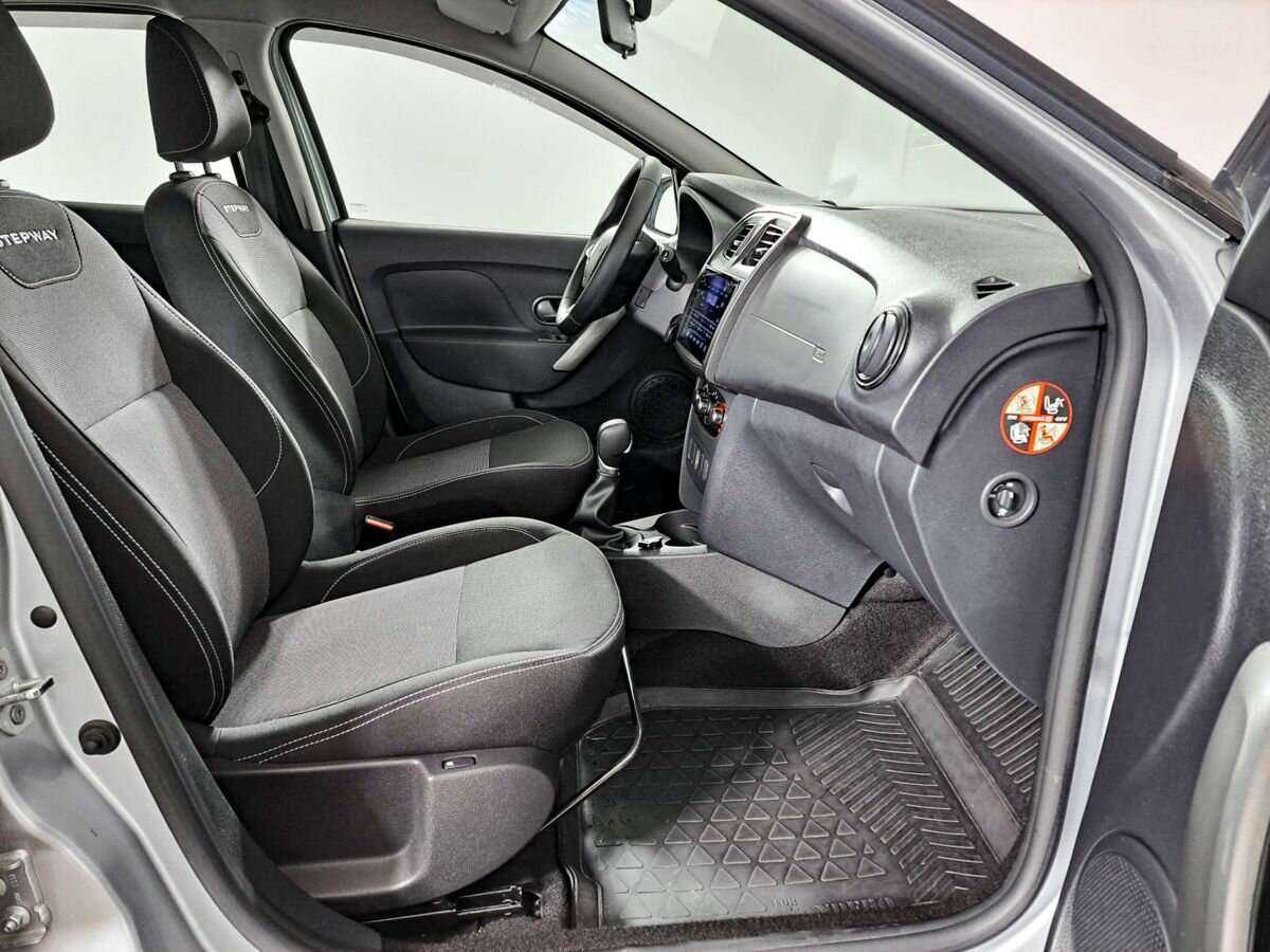 Купить Renault Sandero Stepway, 2022, 10 460 км, фото №9