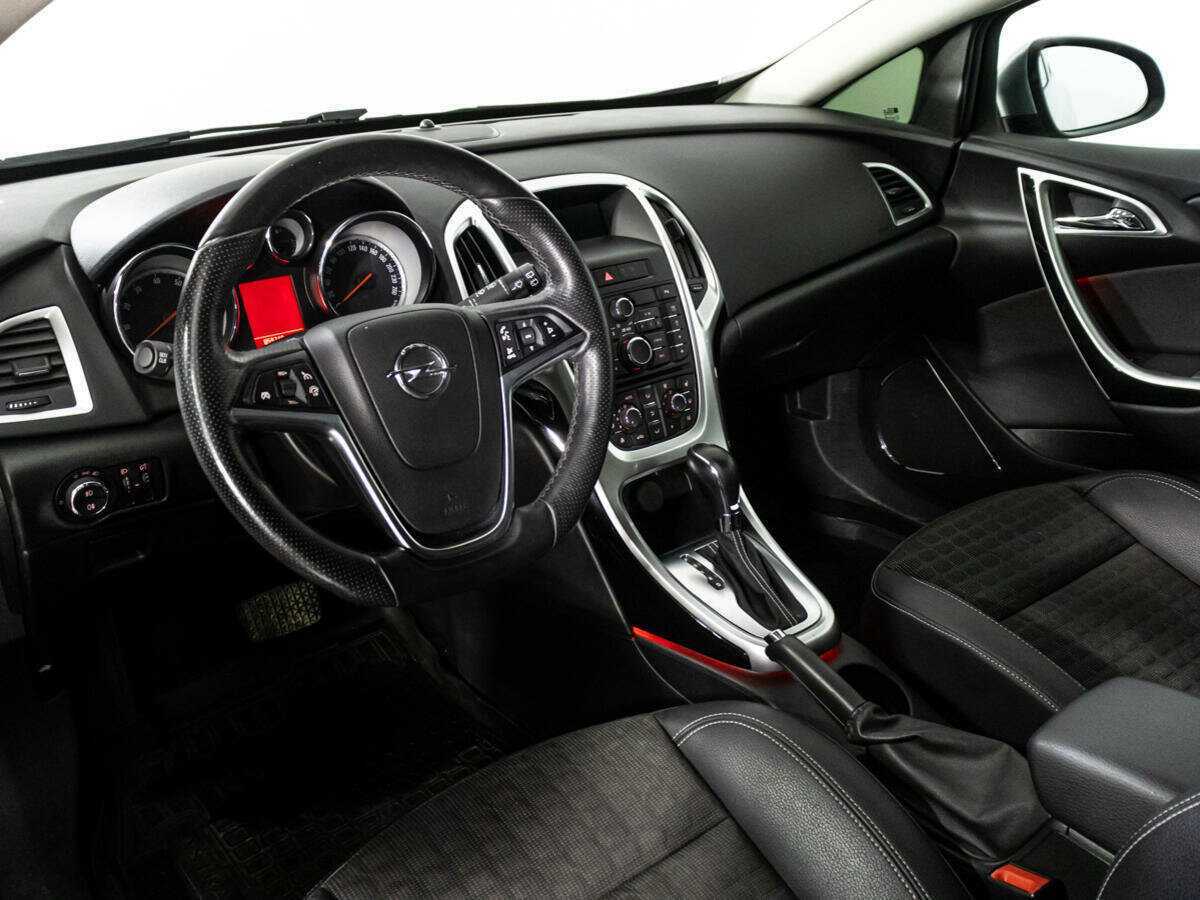 Купить Opel Astra GTC, 2013, 59 741 км, фото №11