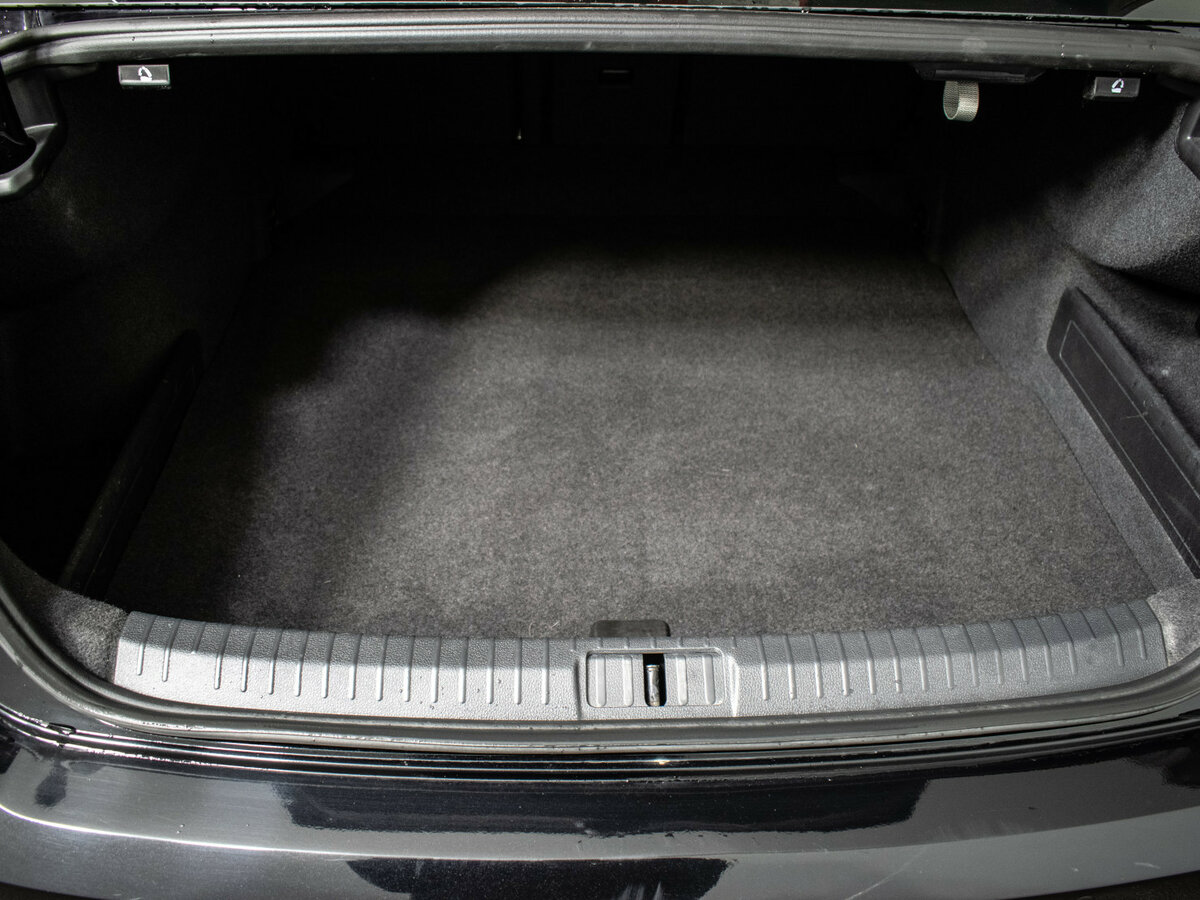 Купить Volkswagen Passat B8, 2017, 80 779 км, фото №7