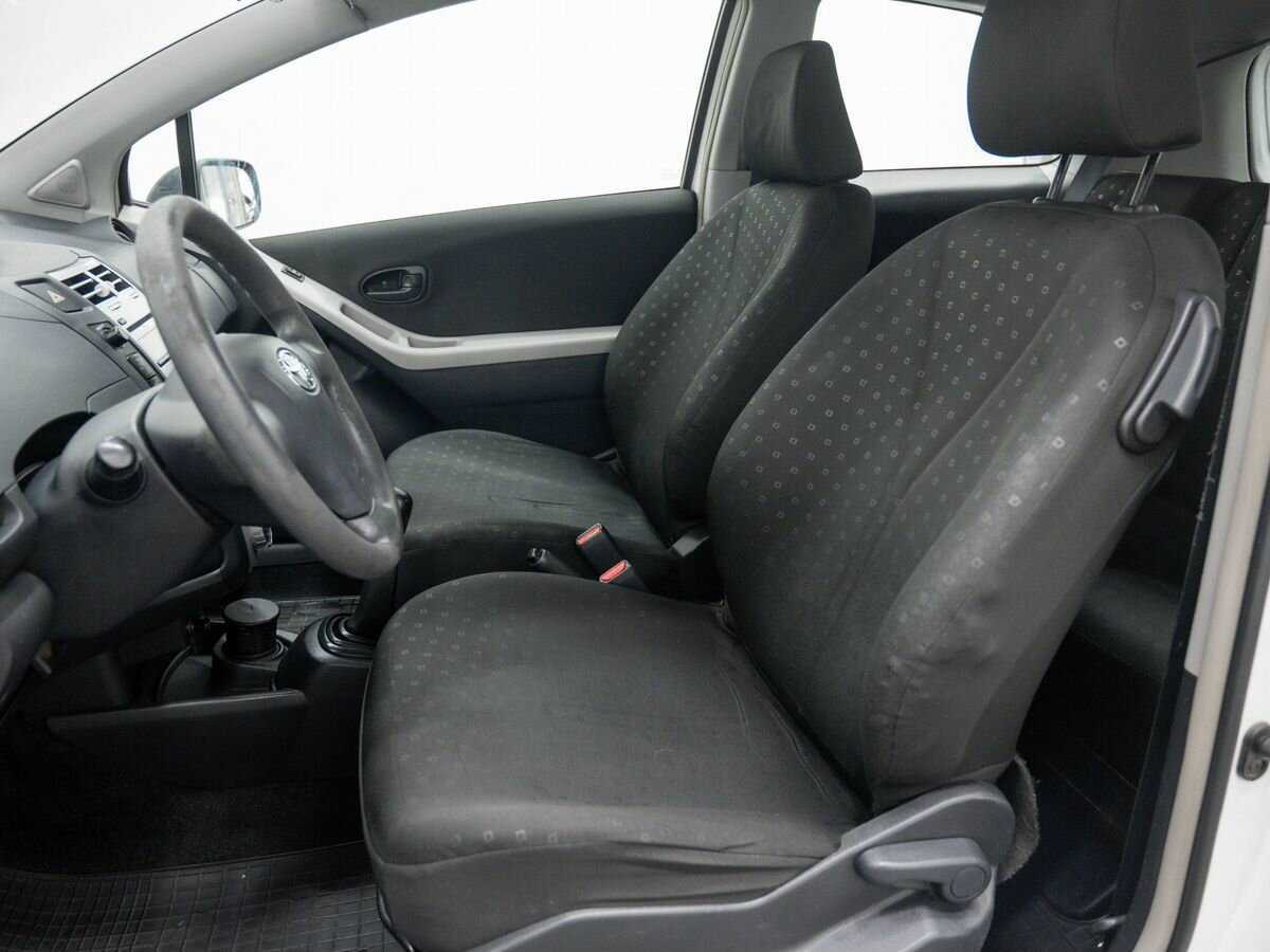 Купить Toyota Yaris, 2008, 200 000 км, фото №13