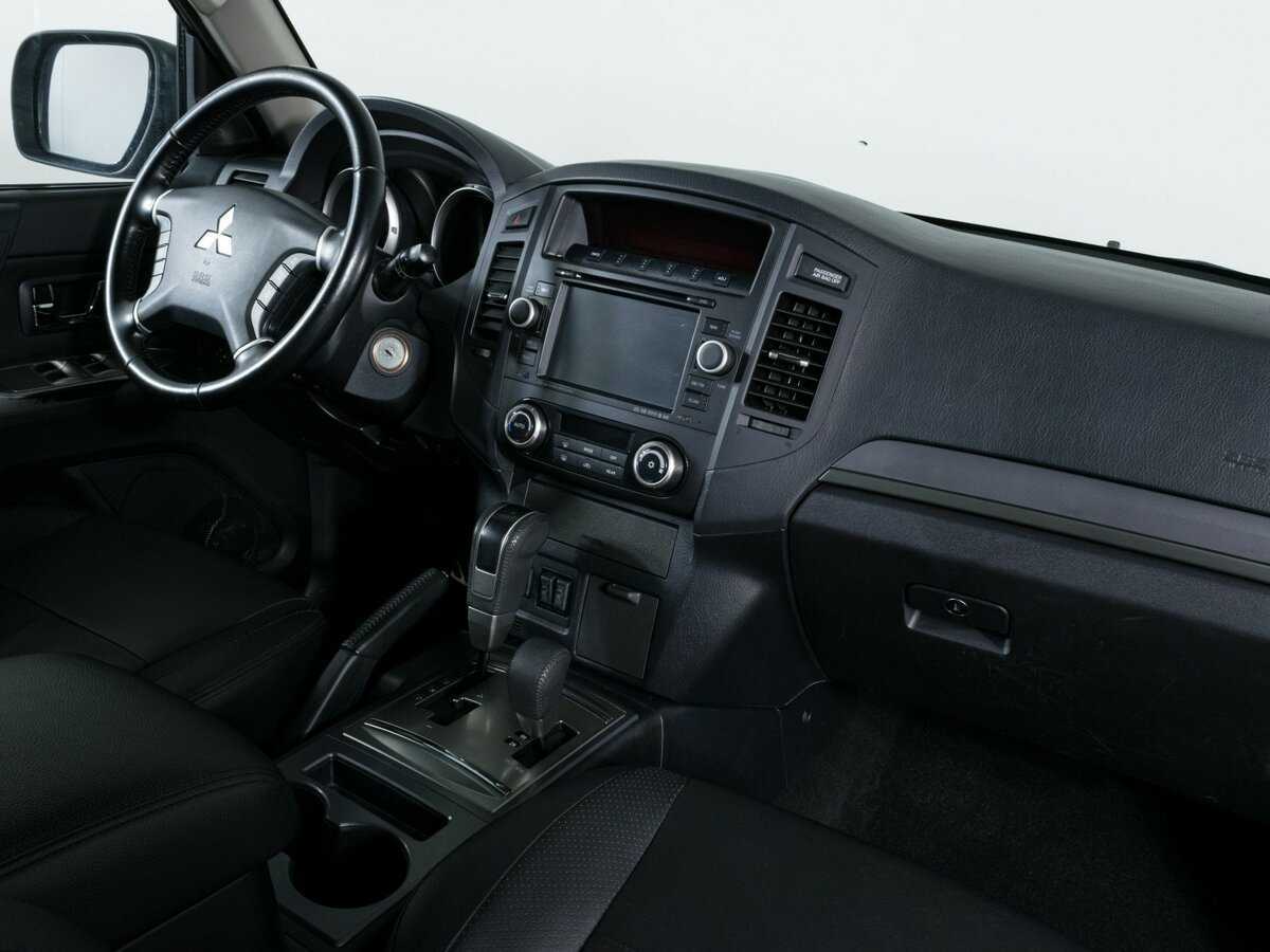 Купить Mitsubishi Pajero, 2012, 118 700 км, фото №8