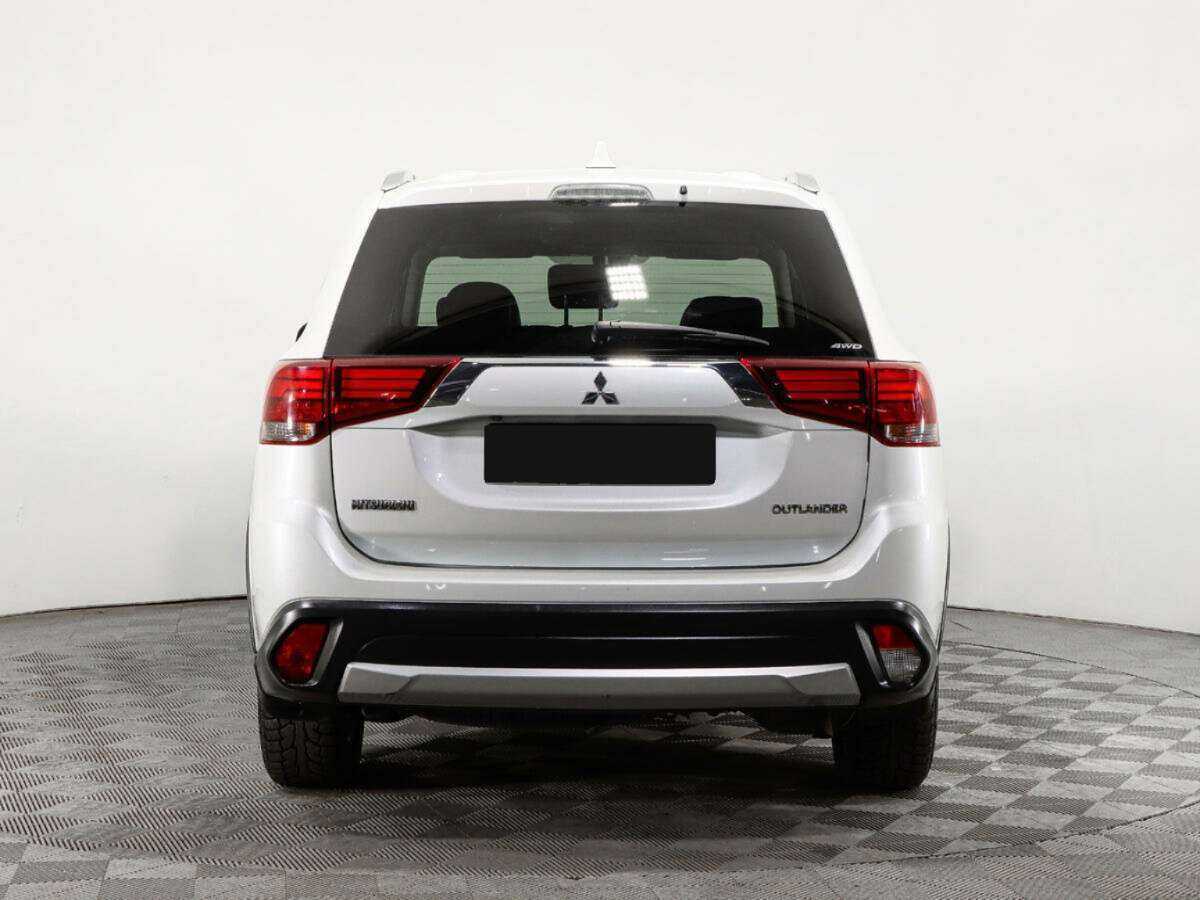 Купить Mitsubishi Outlander, 2017, 108 883 км, фото №5