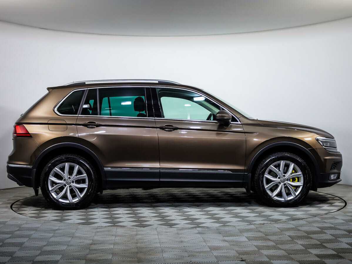Купить Volkswagen Tiguan, 2018, 58 273 км, фото №3