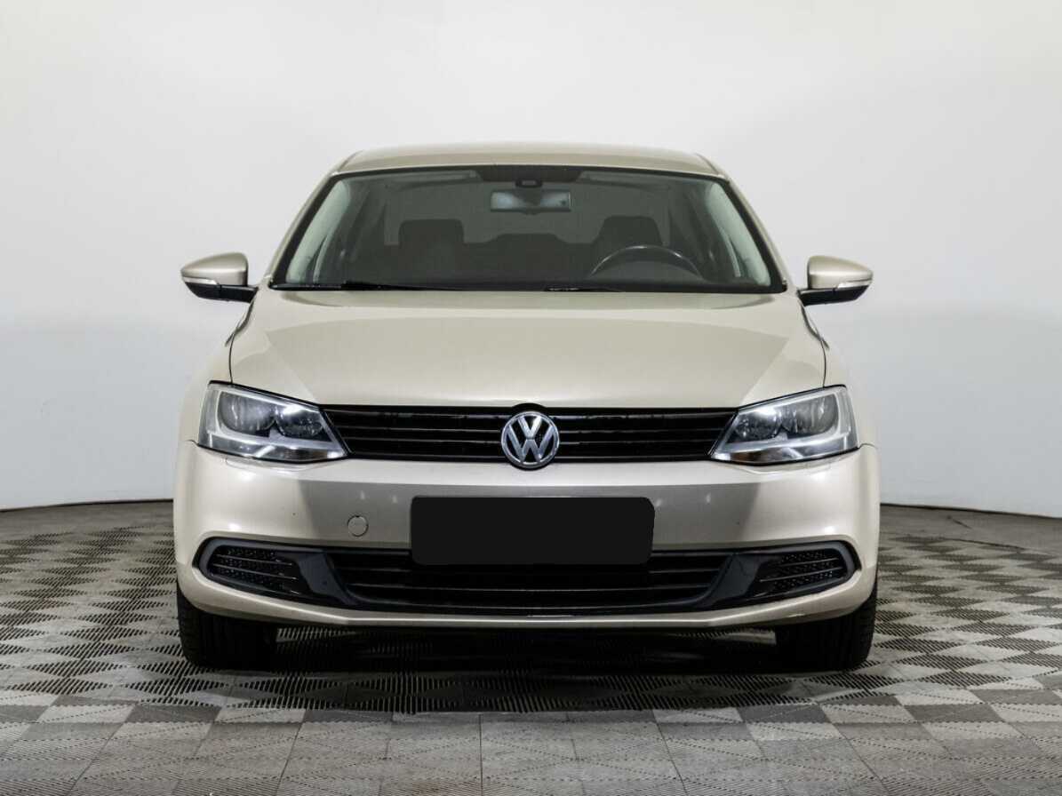 Купить Volkswagen Jetta, 2012, 200 639 км, фото №2