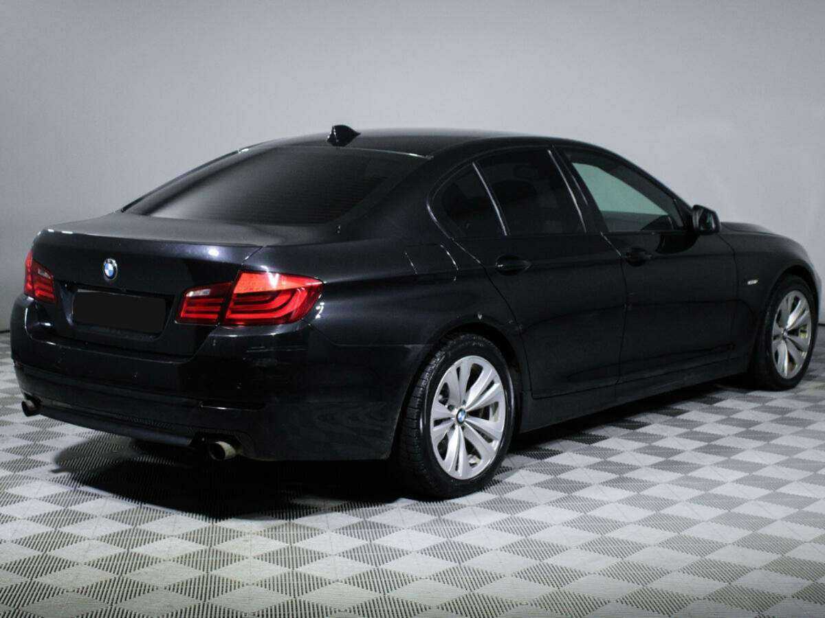 Купить BMW 5 серии 528i xDrive, 2012, 237 085 км, фото №4