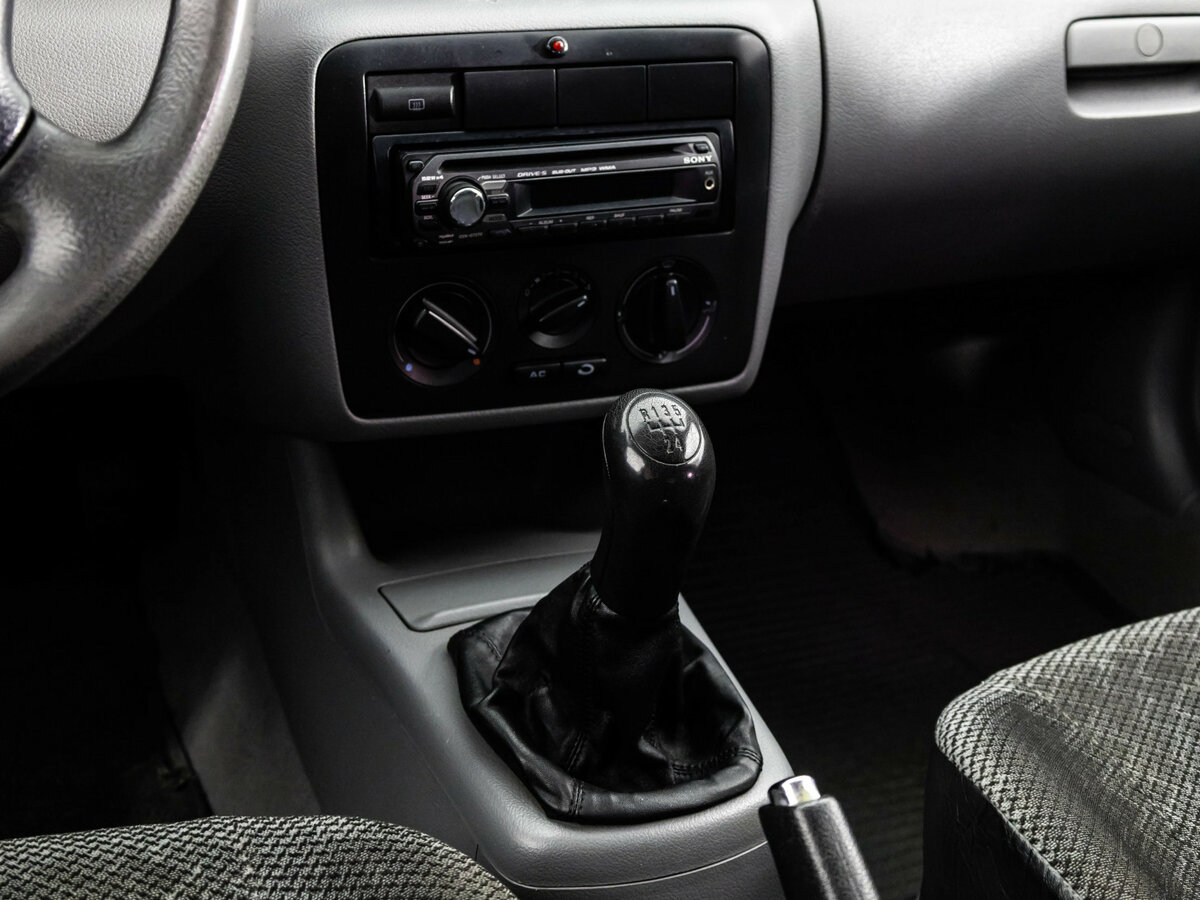 Купить Skoda Octavia I (A4) Рестайлинг, 2001, 262 604 км, фото №10