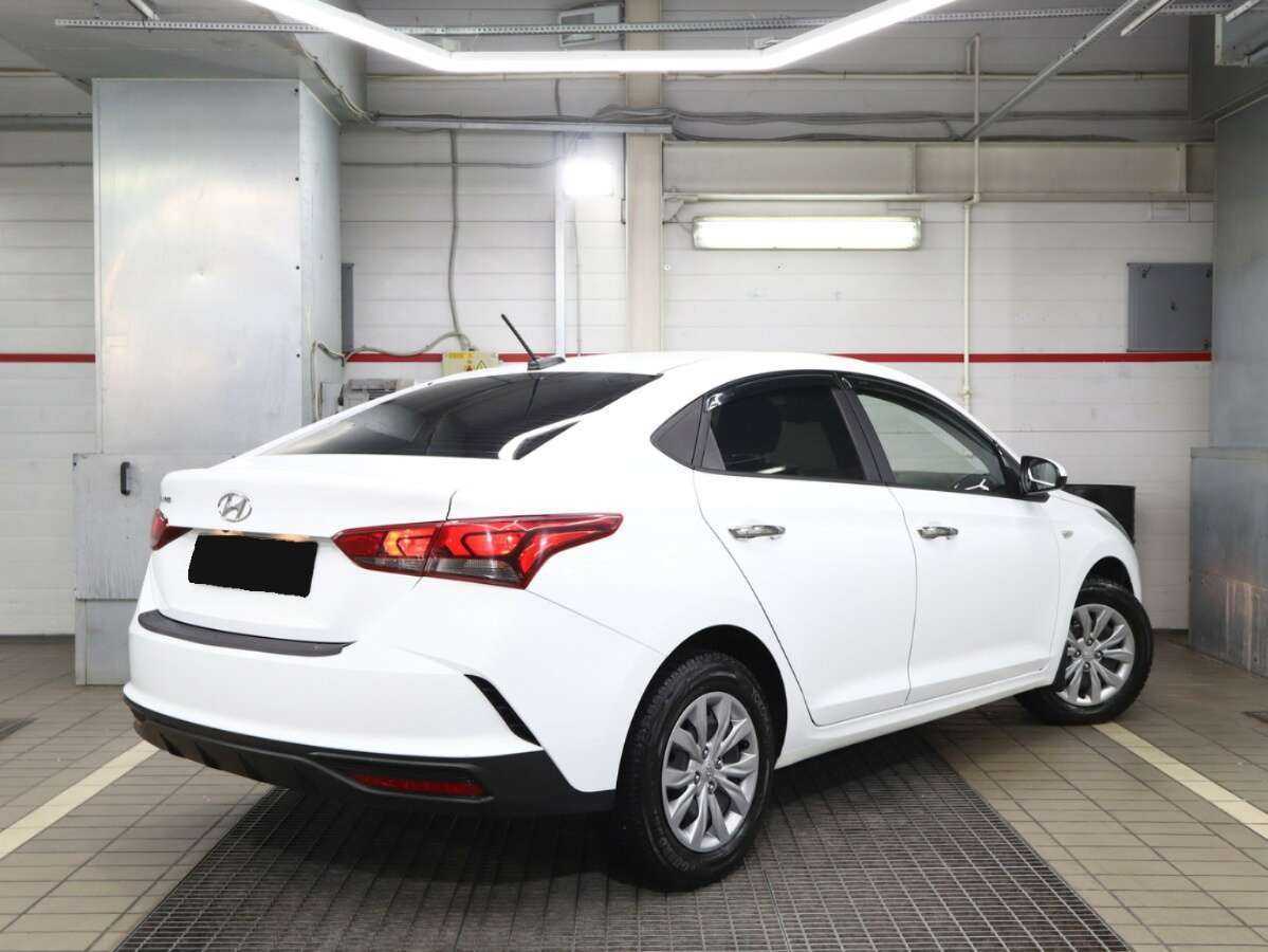 Купить Hyundai Solaris, 2021, 57 000 км, фото №2