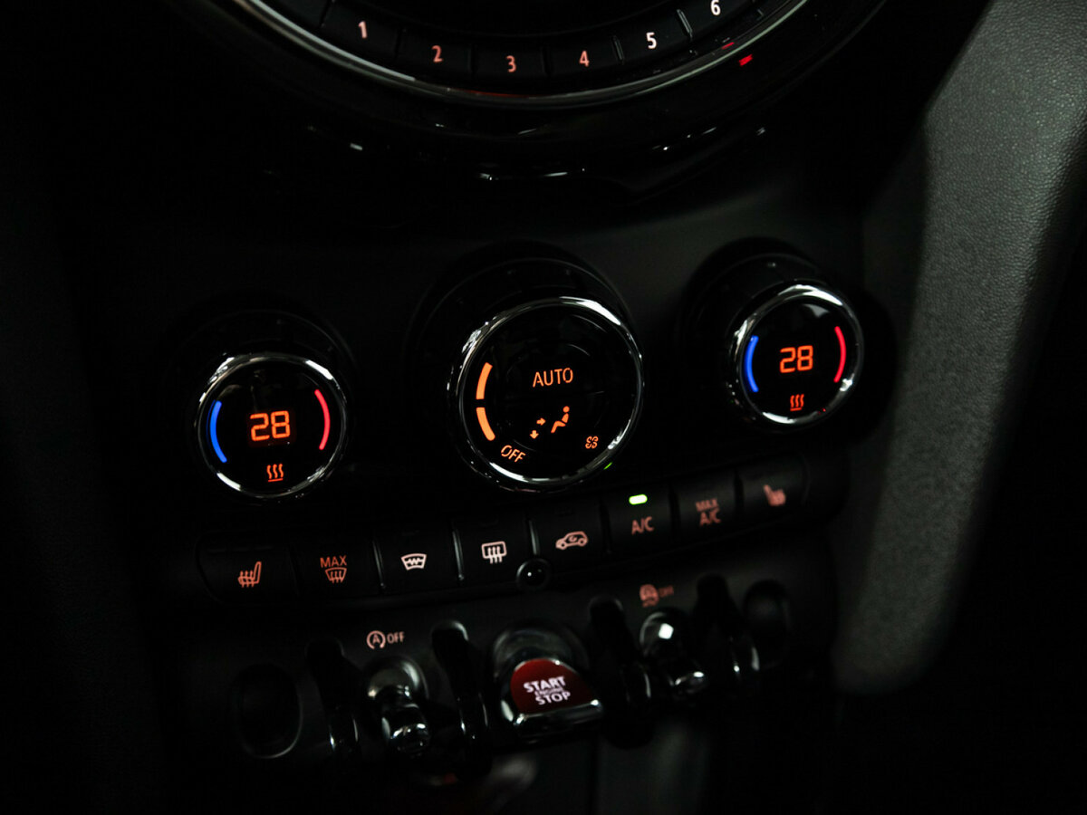 Купить Mini Hatch Cooper III (F55/F56) Рестайлинг, 2020, 56 862 км, фото №15
