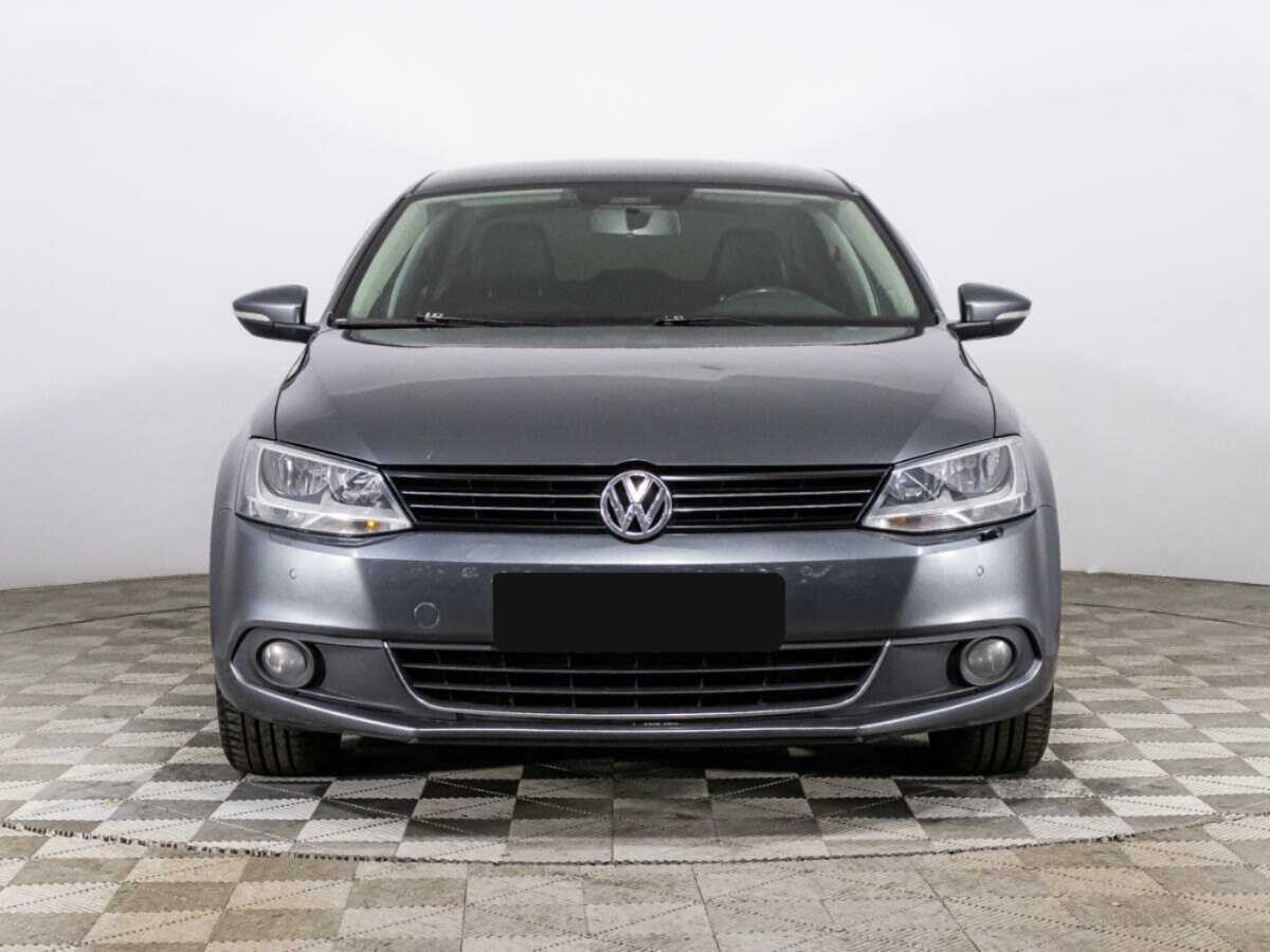 Купить Volkswagen Jetta, 2012, 197 967 км, фото №2