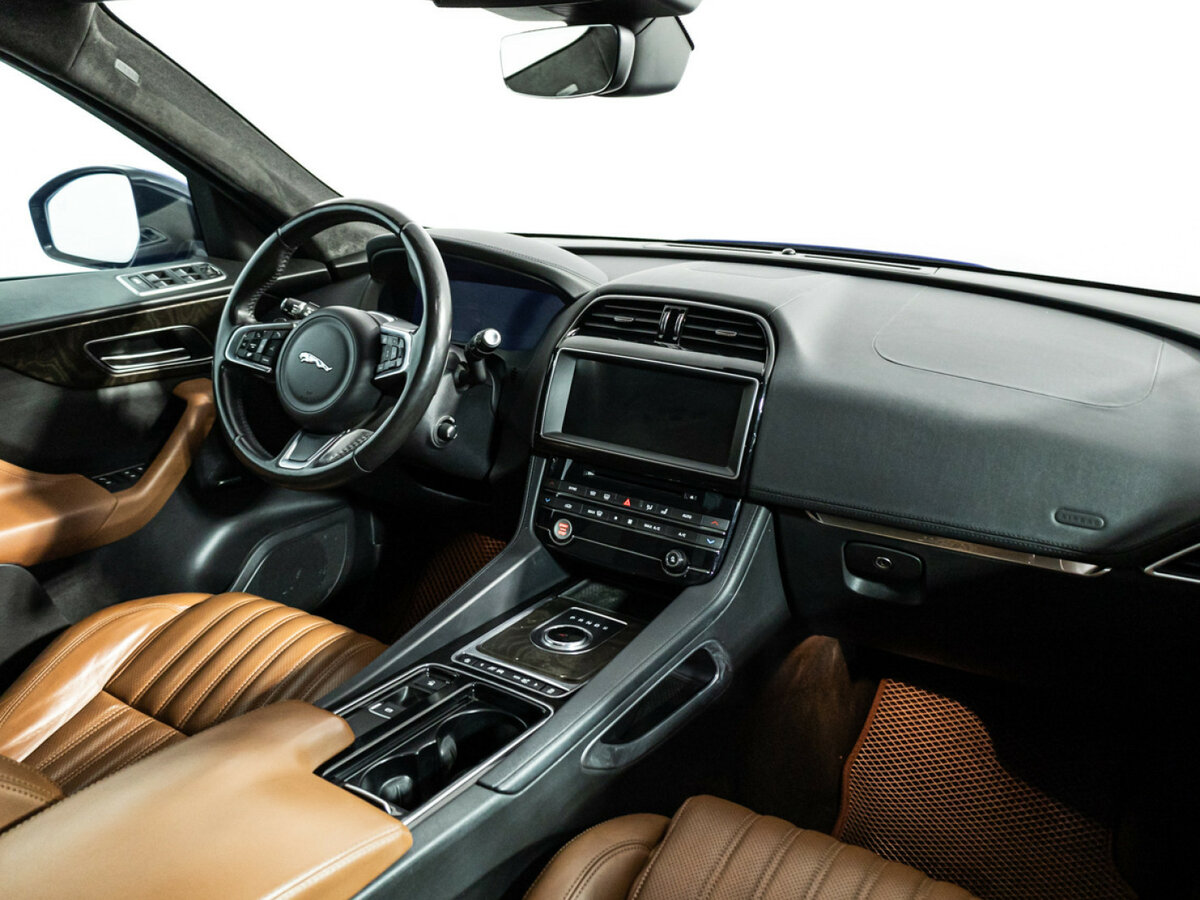 Купить Jaguar F-Pace I, 2018, 104 545 км, фото №9