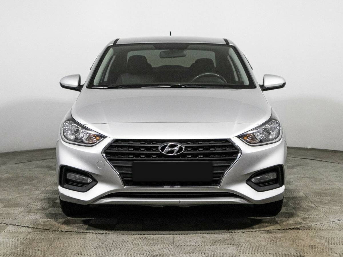 Купить Hyundai Solaris, 2017, 108 500 км, фото №2