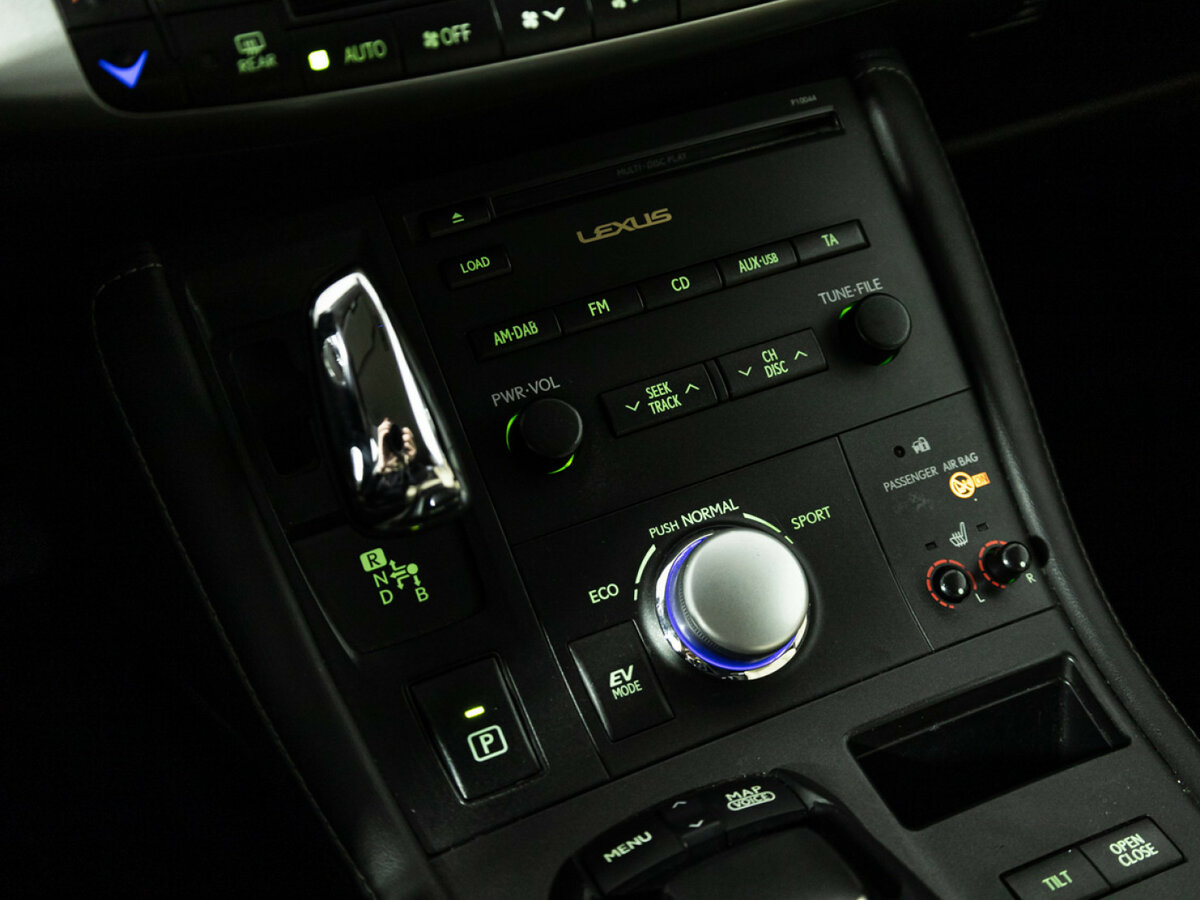 Купить Lexus CT 200h I, 2011, 238 842 км, фото №17