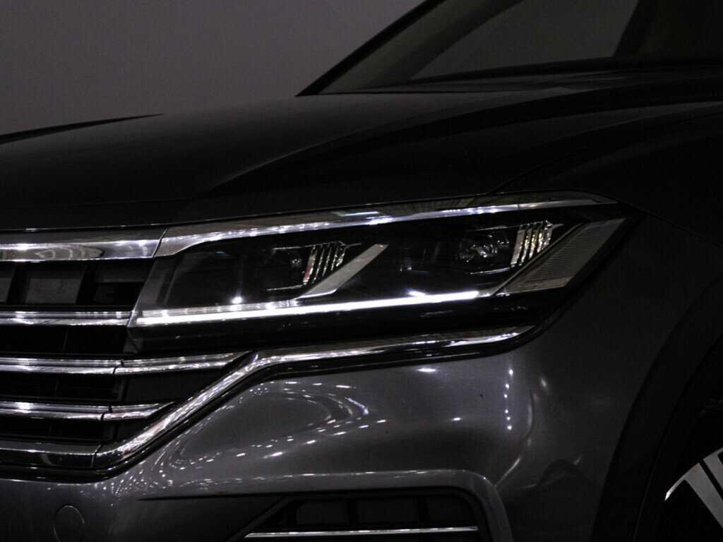 Купить Volkswagen Touareg, 2020, 92 975 км, фото №37