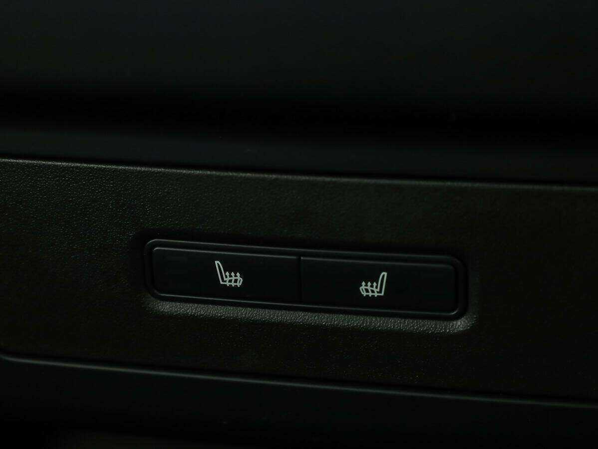 Купить Land Rover Defender 90, 2021, 79 925 км, фото №25
