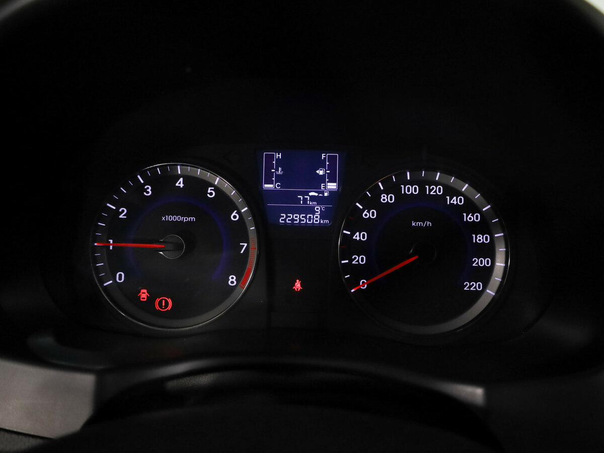 Купить Hyundai Solaris I Рестайлинг, 2016, 229 506 км, фото №9
