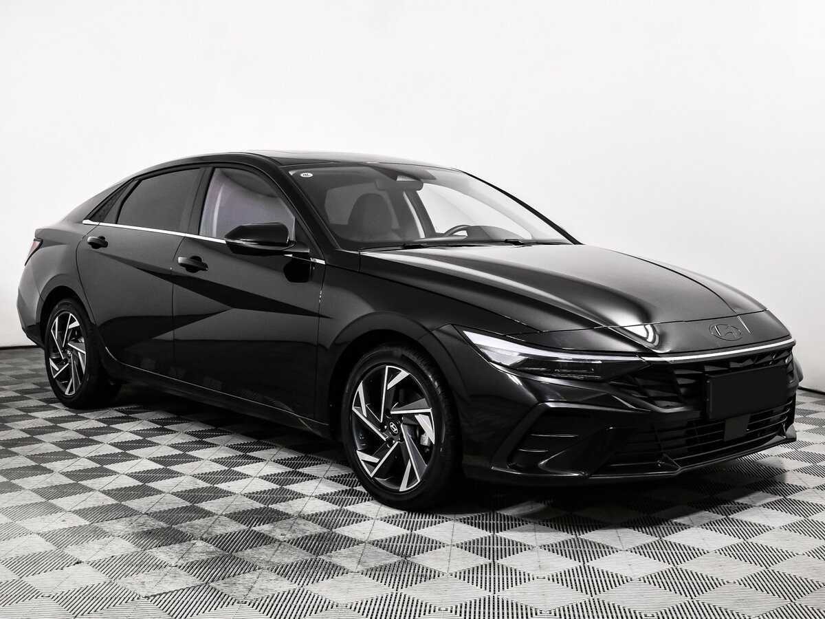 Купить Hyundai Elantra, 2024, 18 571 км, фото №3