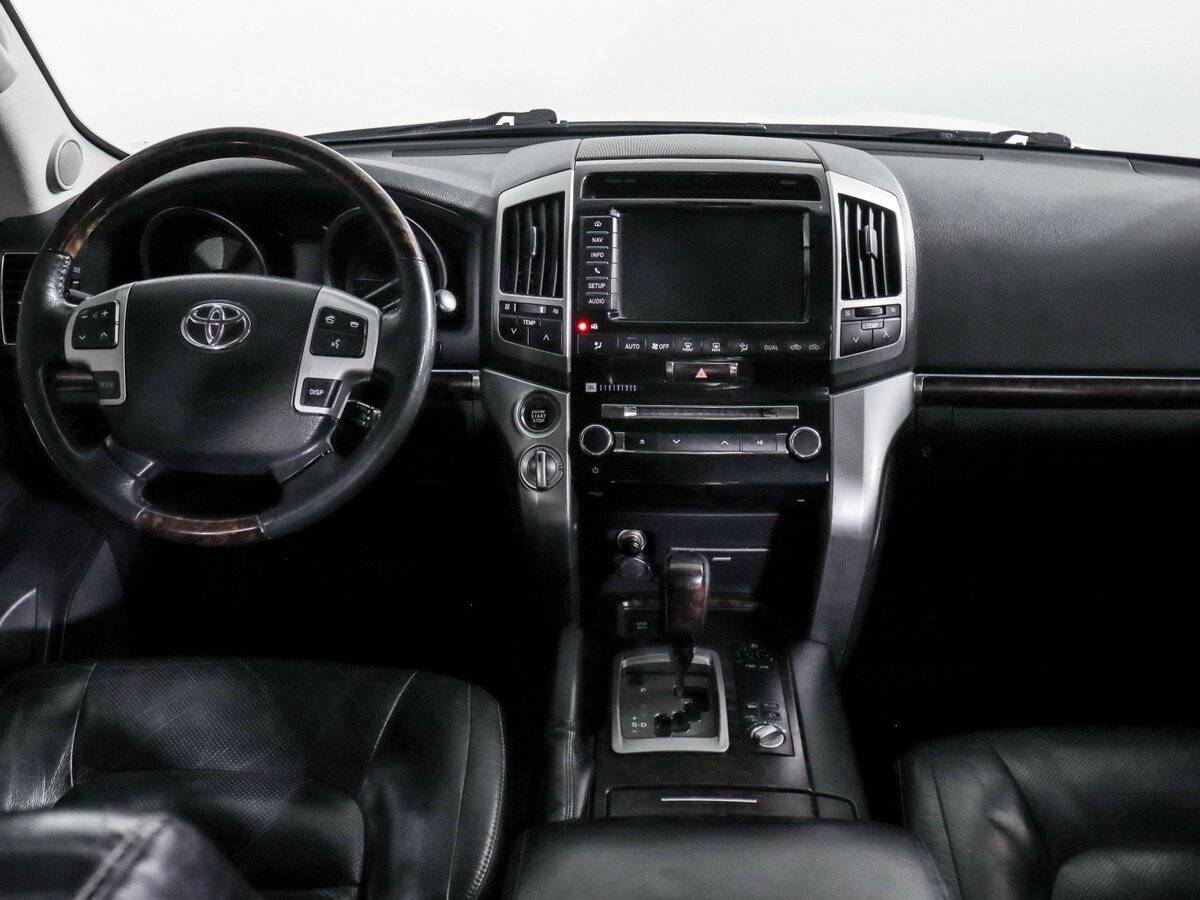 Купить Toyota Land Cruiser 200 Series Рестайлинг 1, 2014, 307 089 км, фото №12