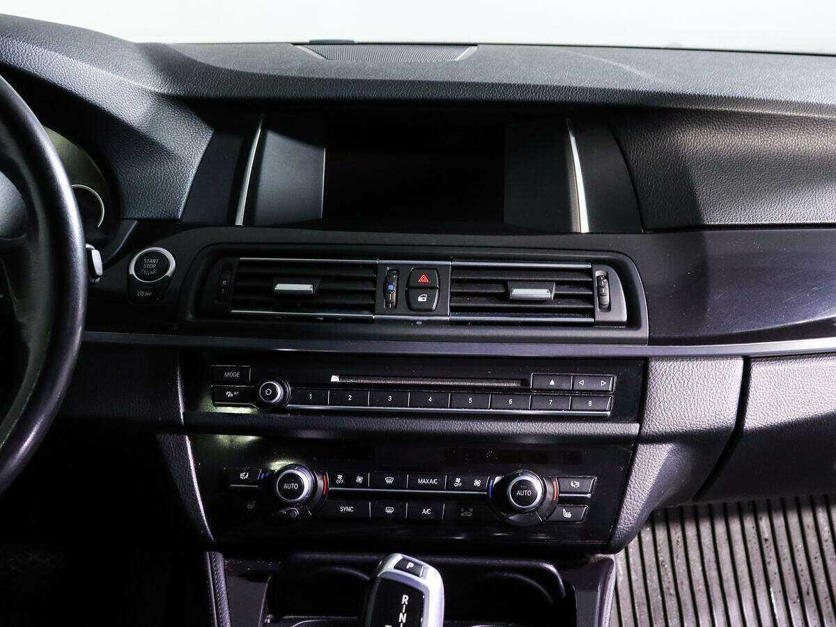 Купить BMW 5 серии 520i, 2014, 114 866 км, фото №12