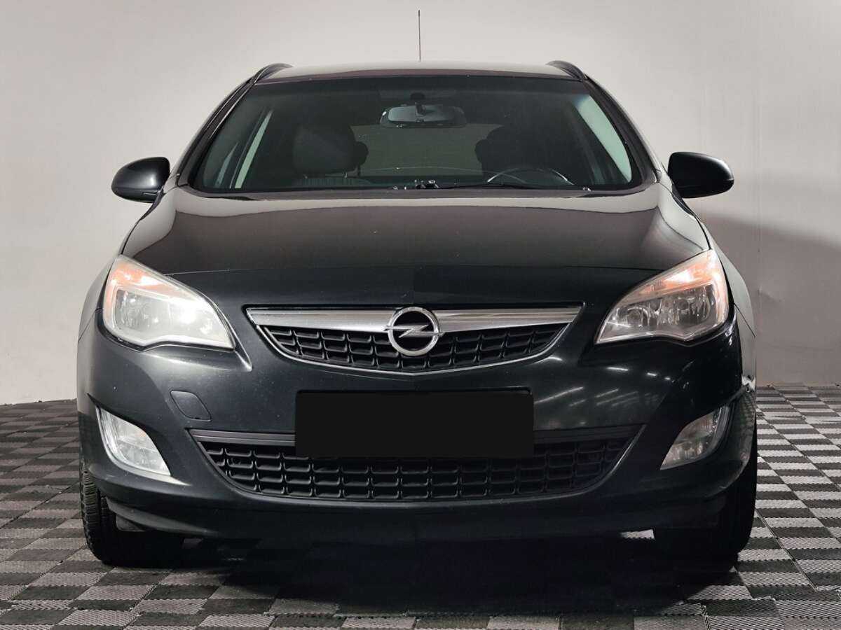 Купить Opel Astra, 2012, 220 000 км, фото №2