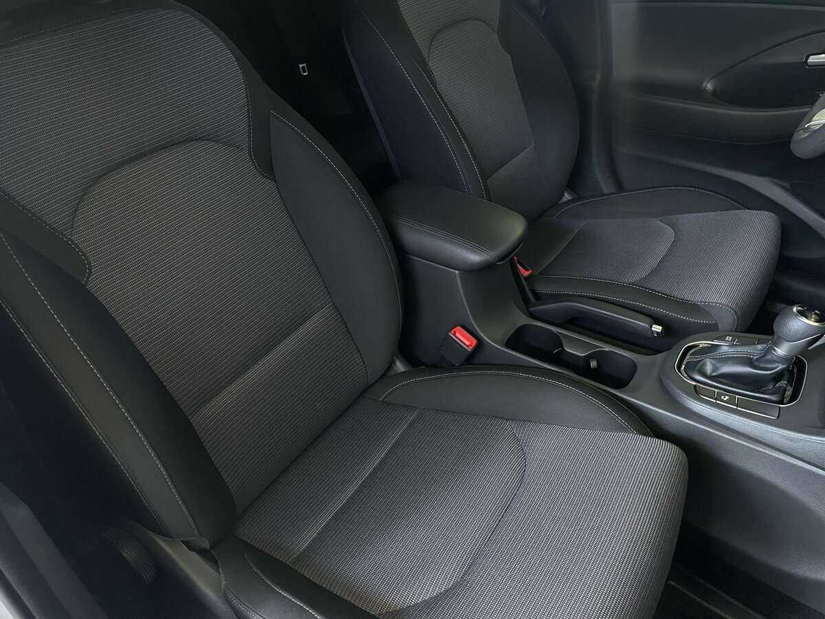 Купить Hyundai i30, 2022, 48 101 км, фото №17