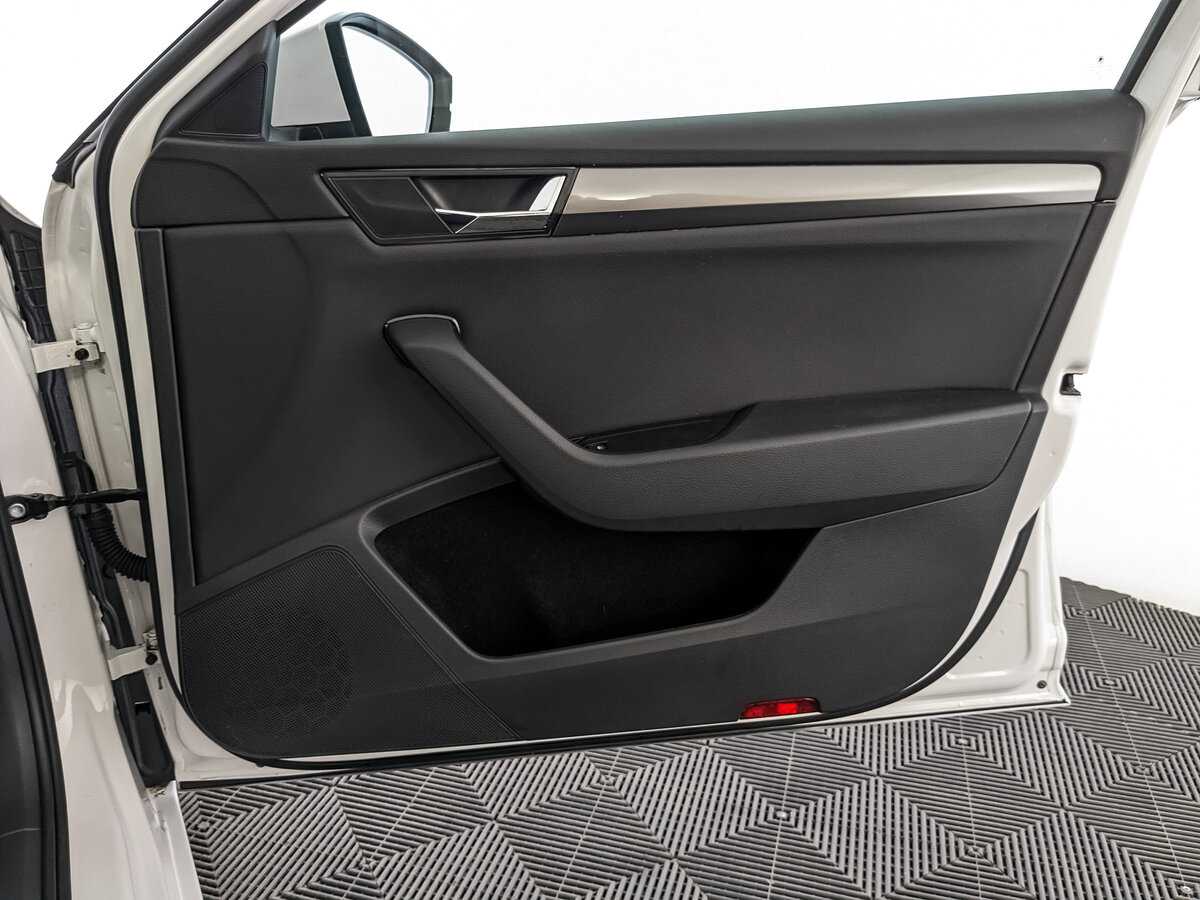 Купить Skoda Superb, 2021, 49 099 км, фото №21