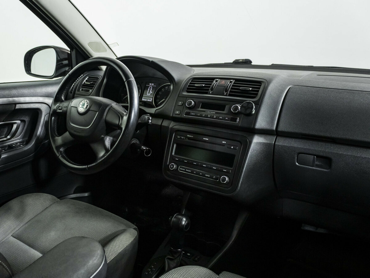 Купить Skoda Fabia II Рестайлинг, 2010, 186 550 км, фото №9