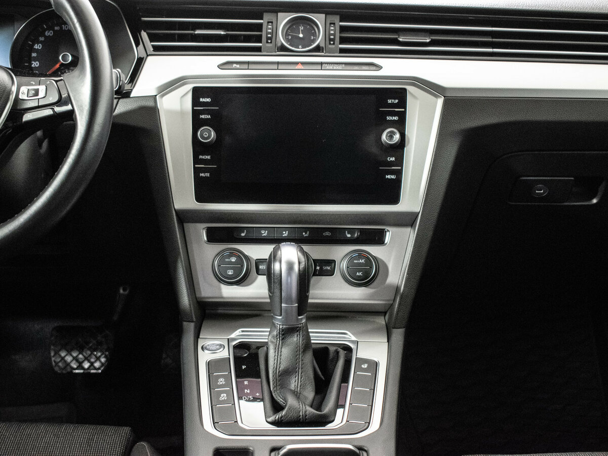Купить Volkswagen Passat B8, 2017, 80 779 км, фото №12