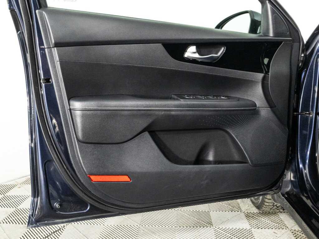 Купить Kia Cerato, 2021, 57 196 км, фото №27