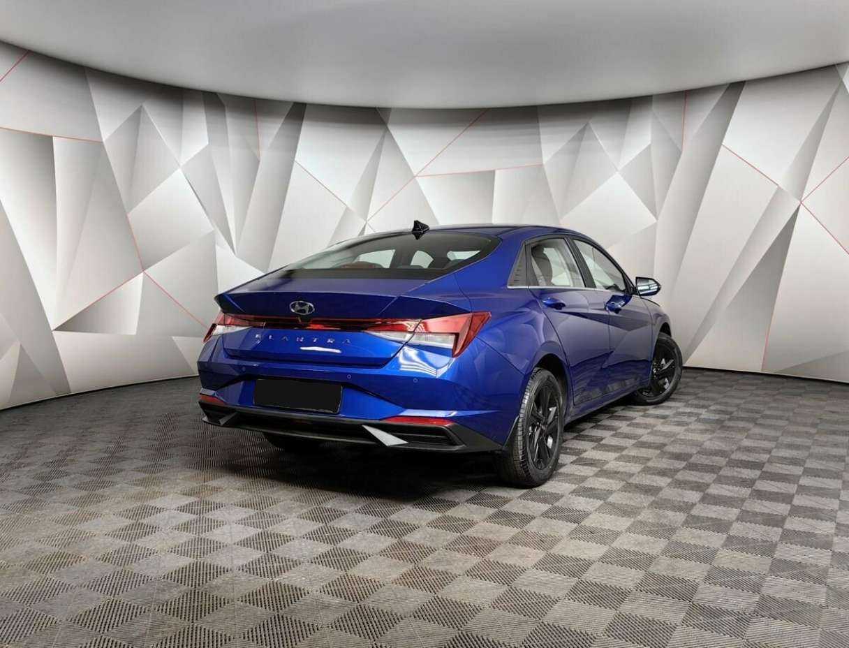 Купить Hyundai Elantra, 2022, 1 568 км, фото №2