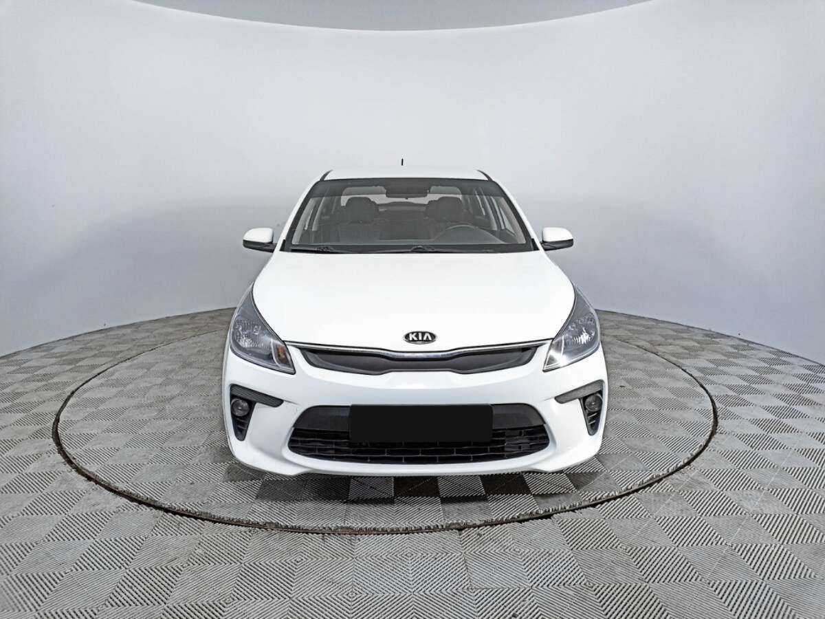 Купить Kia Rio, 2018, 113 003 км, фото №2