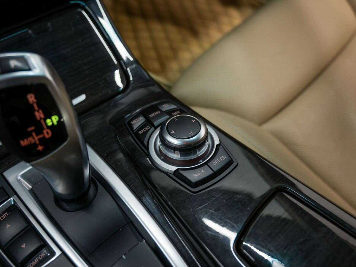 Купить BMW 5 серии 530d xDrive, 2013, 143 241 км, фото №21