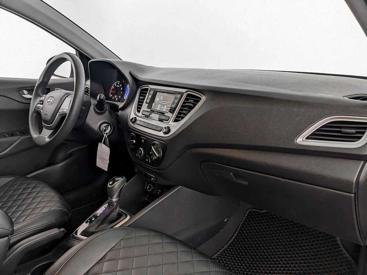 Купить Hyundai Solaris, 2021, 56 635 км, фото №9