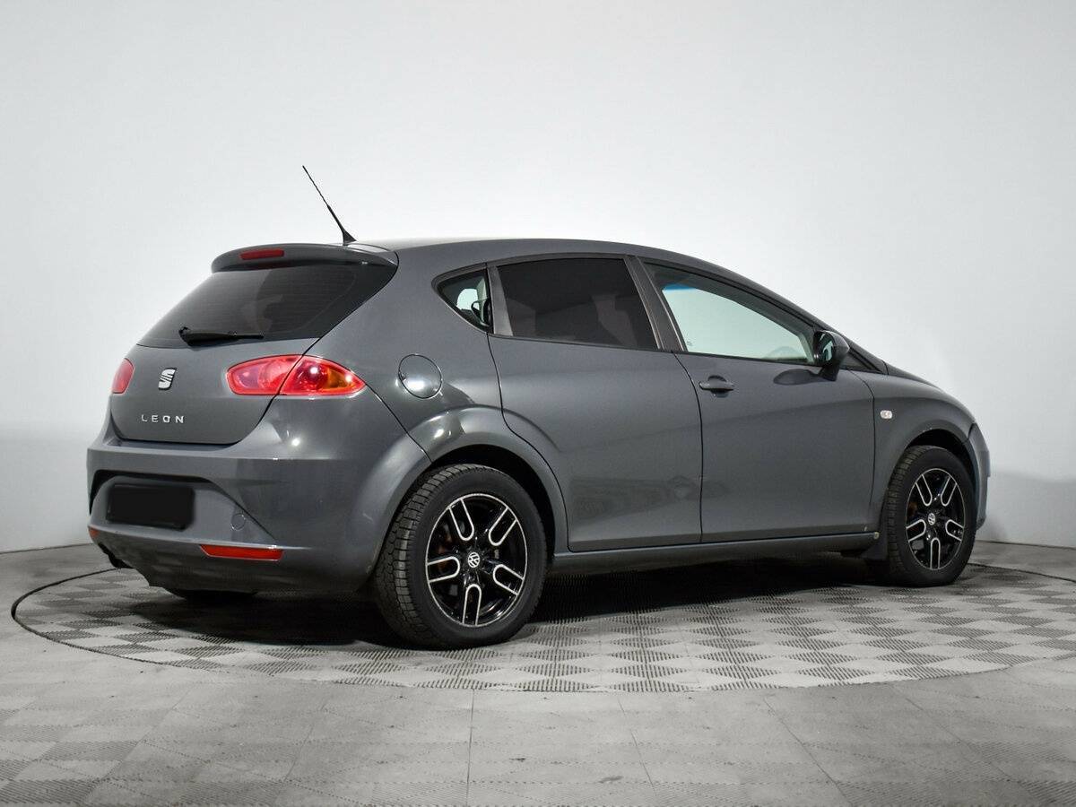 Купить SEAT Leon, 2010, 305 172 км, фото №5
