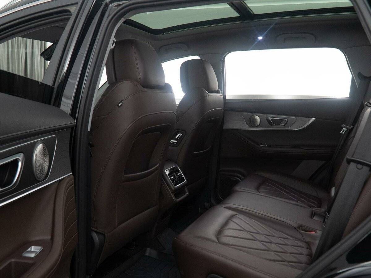 Купить Chery Tiggo 8 Pro, 2023, 13 619 км, фото №11