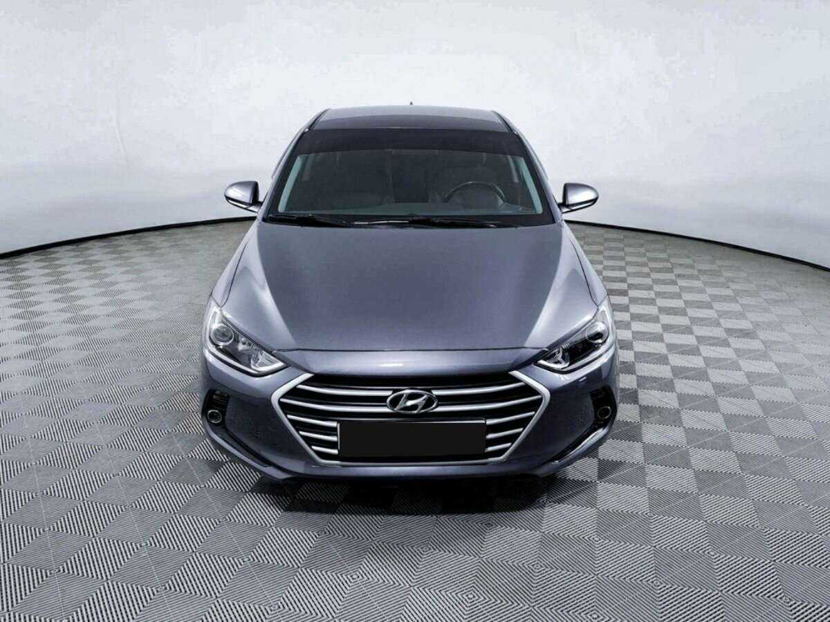 Купить Hyundai Elantra, 2018, 117 003 км, фото №2